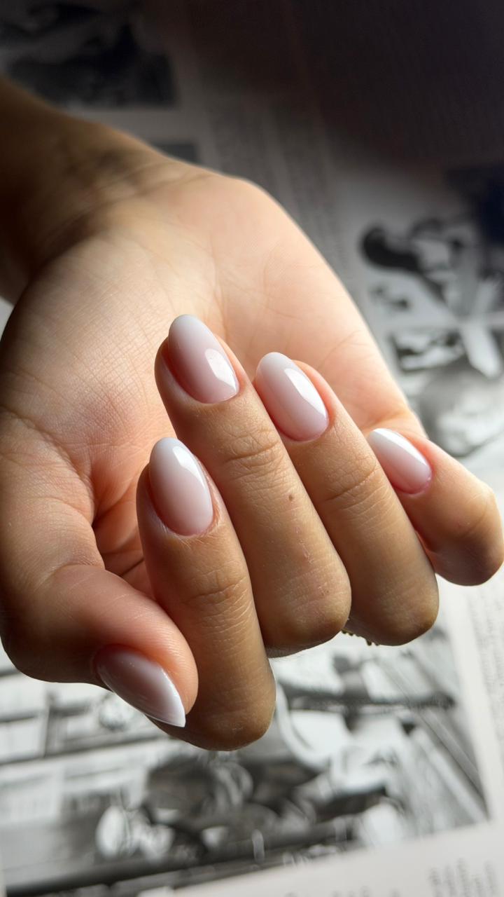 Nail work by Keny Rohr